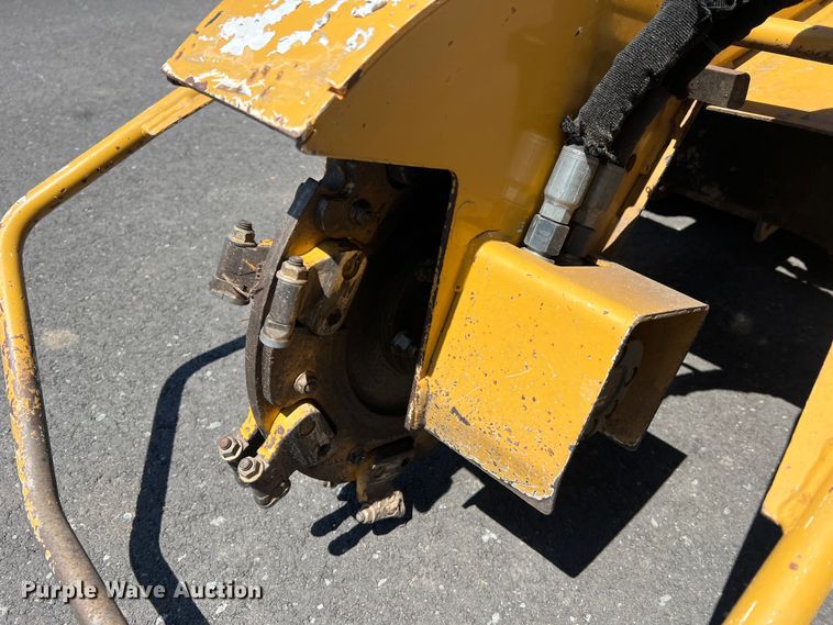 image for item LI9624 2016 Vermeer SC30TX  stump grinder