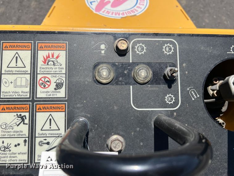 image for item LI9624 2016 Vermeer SC30TX  stump grinder