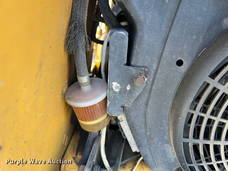 image for item LI9624 2016 Vermeer SC30TX  stump grinder