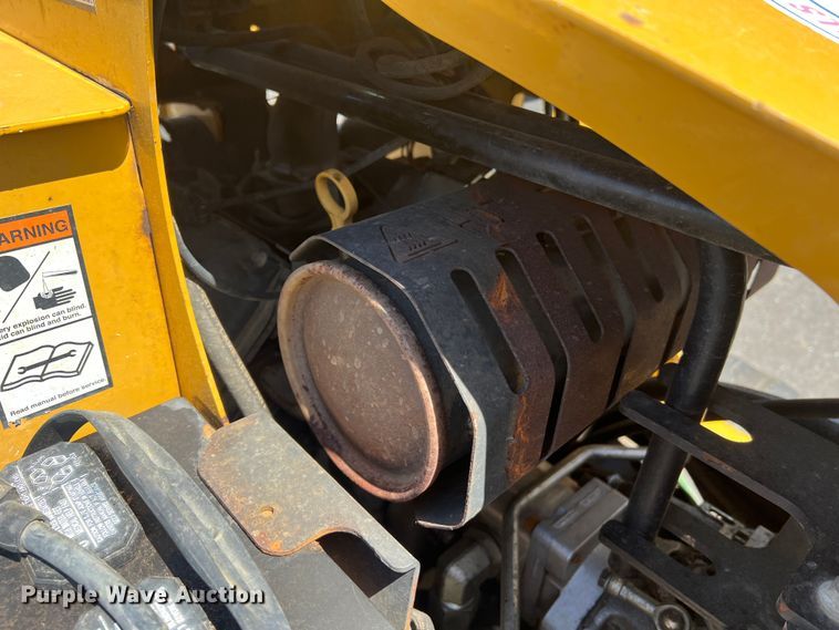 image for item LI9624 2016 Vermeer SC30TX  stump grinder