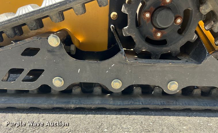 image for item LI9624 2016 Vermeer SC30TX  stump grinder