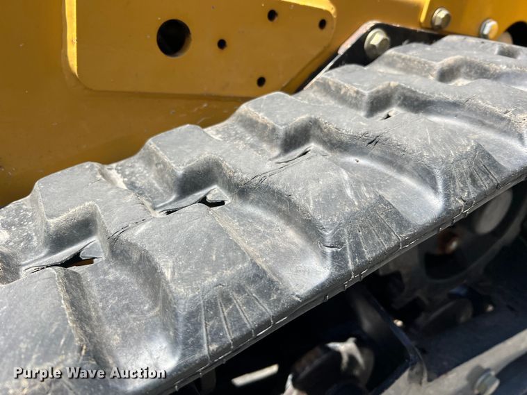 image for item LI9624 2016 Vermeer SC30TX  stump grinder