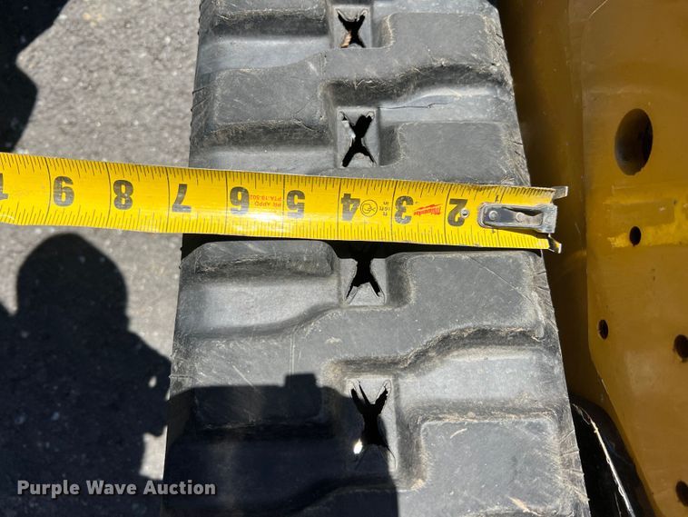 image for item LI9624 2016 Vermeer SC30TX  stump grinder