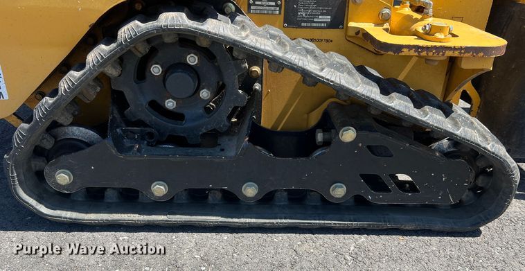 image for item LI9624 2016 Vermeer SC30TX  stump grinder