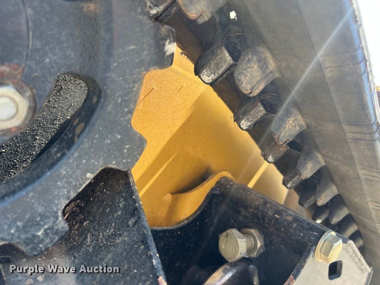 image for item LI9624 2016 Vermeer SC30TX  stump grinder