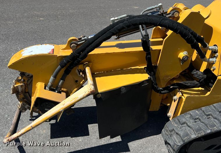 image for item LI9625 2016 Vermeer SC30TX  stump grinder