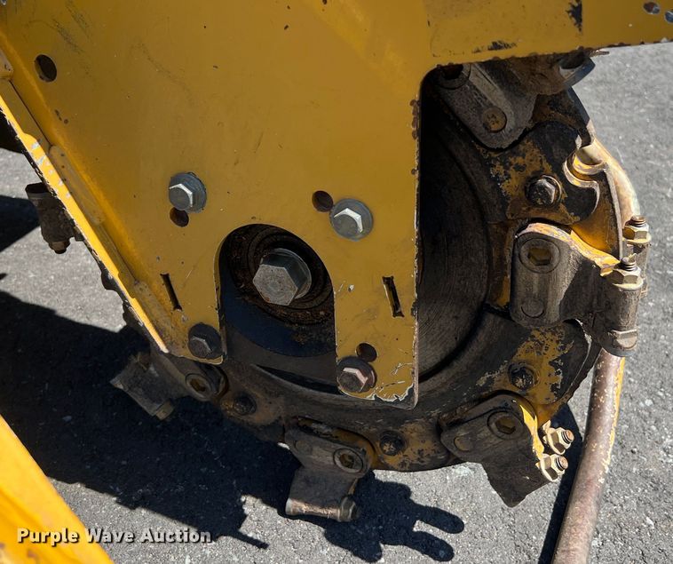 image for item LI9625 2016 Vermeer SC30TX  stump grinder