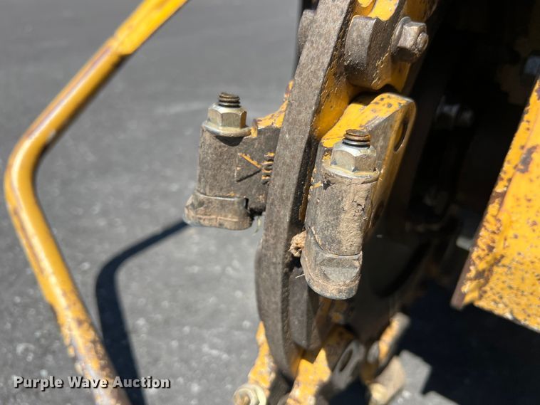 image for item LI9625 2016 Vermeer SC30TX  stump grinder