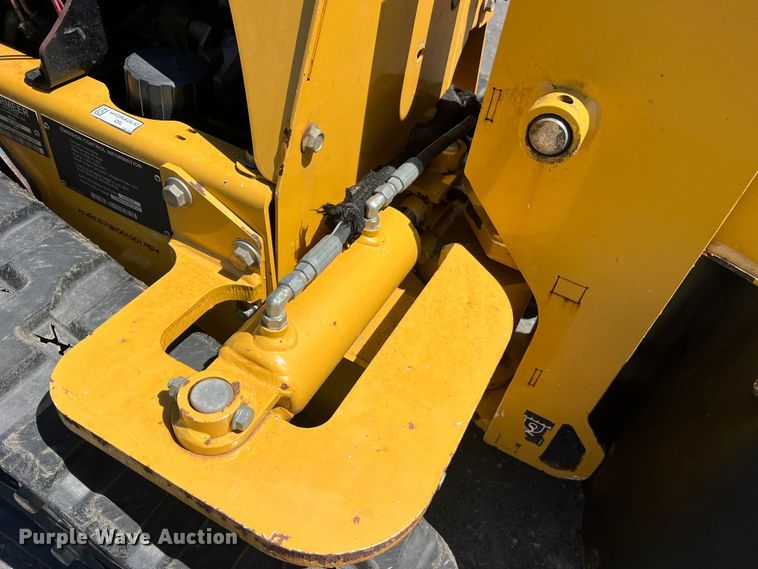 image for item LI9625 2016 Vermeer SC30TX  stump grinder