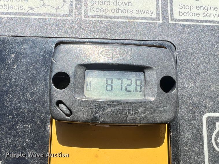 image for item LI9625 2016 Vermeer SC30TX  stump grinder