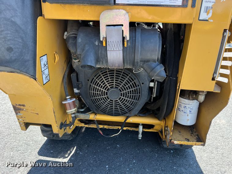 image for item LI9625 2016 Vermeer SC30TX  stump grinder