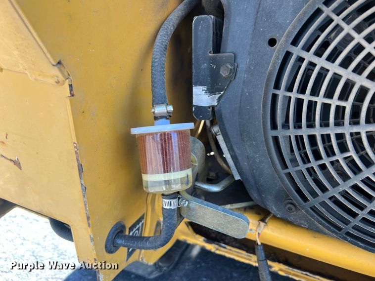 image for item LI9625 2016 Vermeer SC30TX  stump grinder