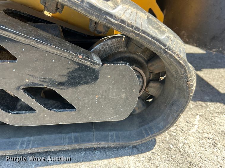 image for item LI9625 2016 Vermeer SC30TX  stump grinder