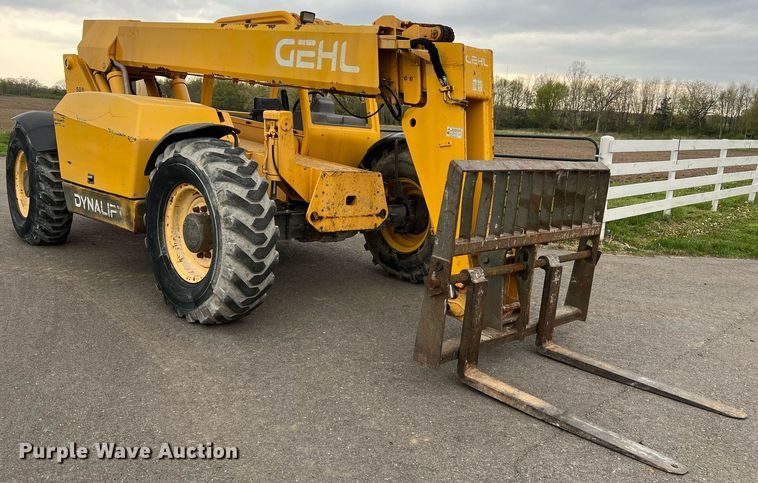 image for item LI9626 1999 Gehl DL8H  telehandler