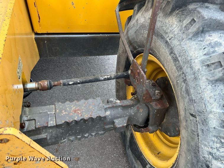 image for item LI9626 1999 Gehl DL8H  telehandler