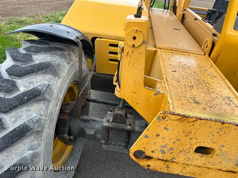 image for item LI9626 1999 Gehl DL8H  telehandler