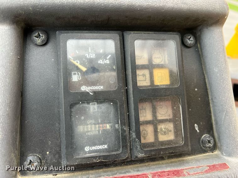 image for item LI9626 1999 Gehl DL8H  telehandler