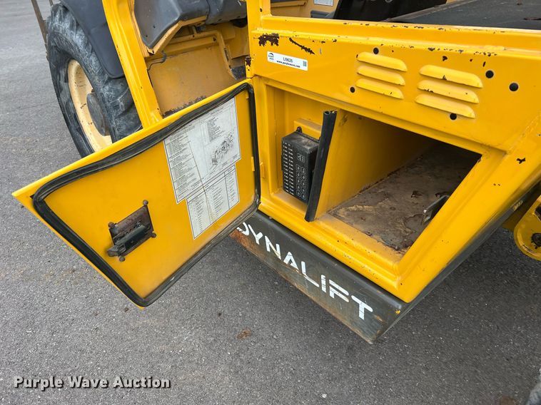 image for item LI9626 1999 Gehl DL8H  telehandler