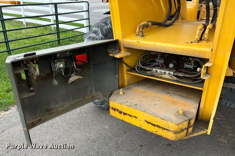 image for item LI9626 1999 Gehl DL8H  telehandler