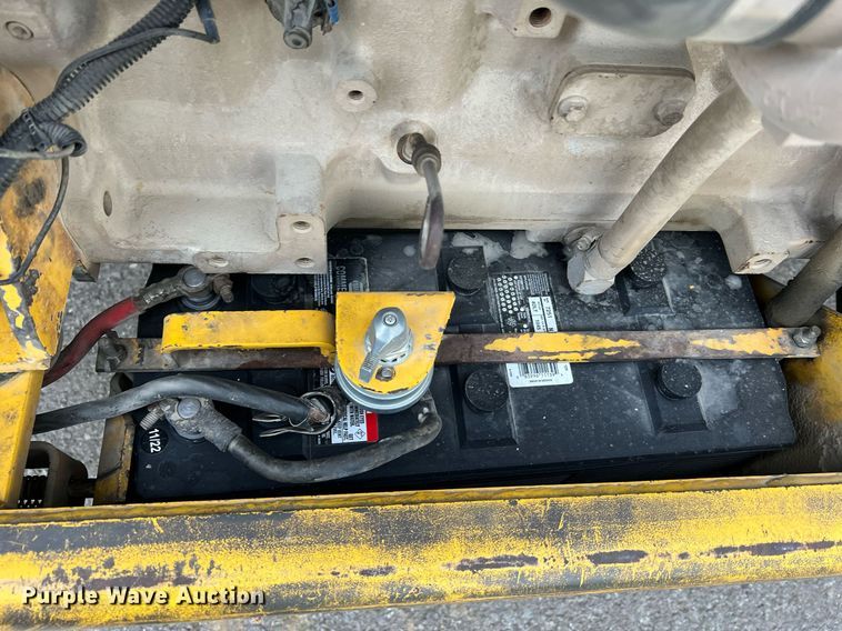 image for item LI9626 1999 Gehl DL8H  telehandler