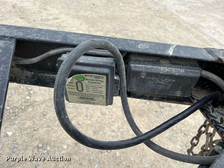 image for item LI9628 2011 PJ Trailers  equipment trailer