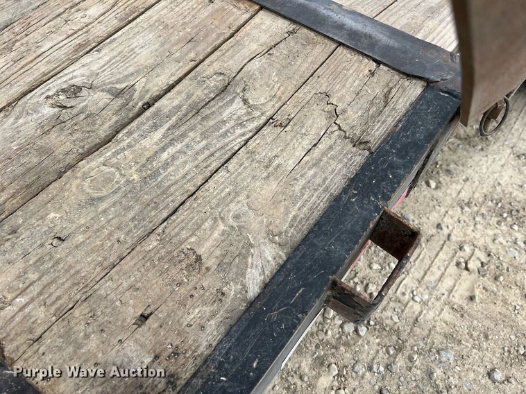 image for item LI9628 2011 PJ Trailers  equipment trailer