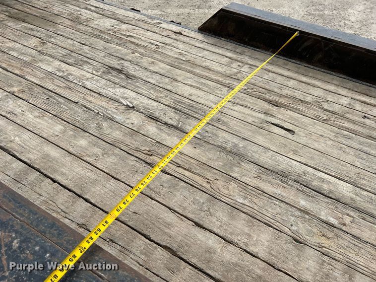 image for item LI9628 2011 PJ Trailers  equipment trailer