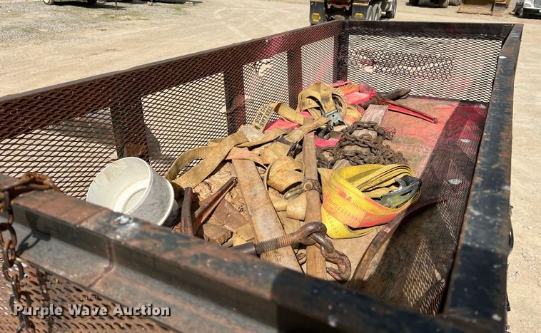 image for item LI9628 2011 PJ Trailers  equipment trailer