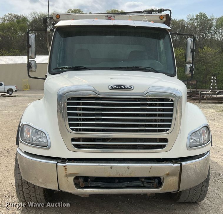 image for item LI9631 2007 Freightliner Business Class M2 112  dump truck