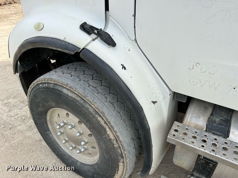 image for item LI9631 2007 Freightliner Business Class M2 112  dump truck