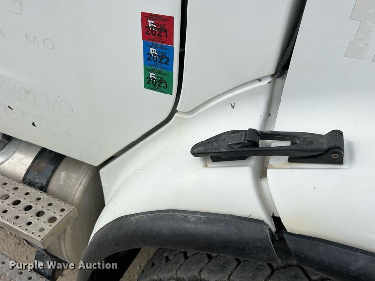 image for item LI9631 2007 Freightliner Business Class M2 112  dump truck