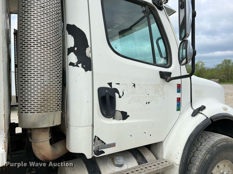 image for item LI9631 2007 Freightliner Business Class M2 112  dump truck