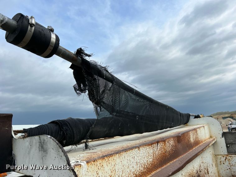 image for item LI9631 2007 Freightliner Business Class M2 112  dump truck