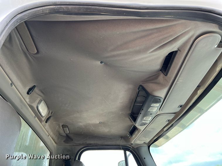 image for item LI9631 2007 Freightliner Business Class M2 112  dump truck