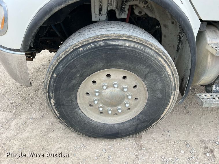 image for item LI9631 2007 Freightliner Business Class M2 112  dump truck