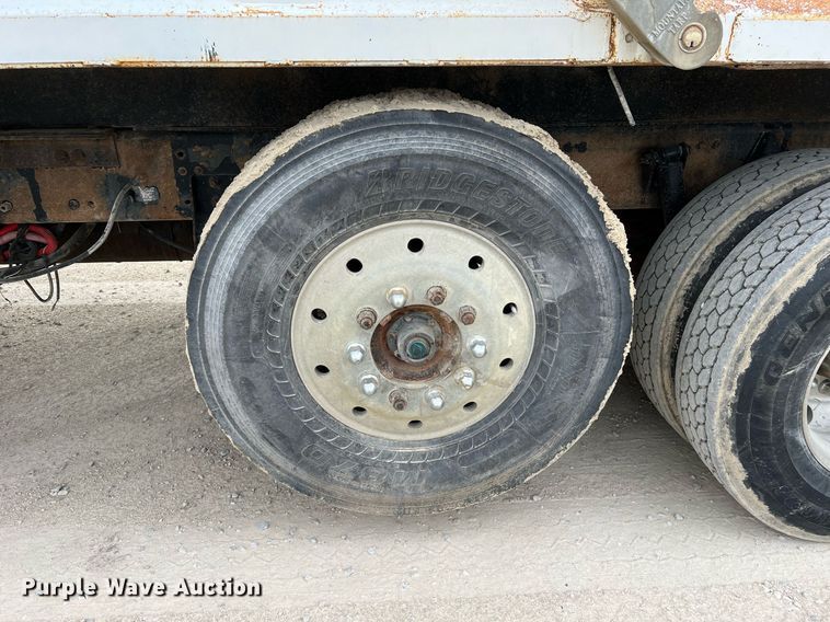 image for item LI9631 2007 Freightliner Business Class M2 112  dump truck