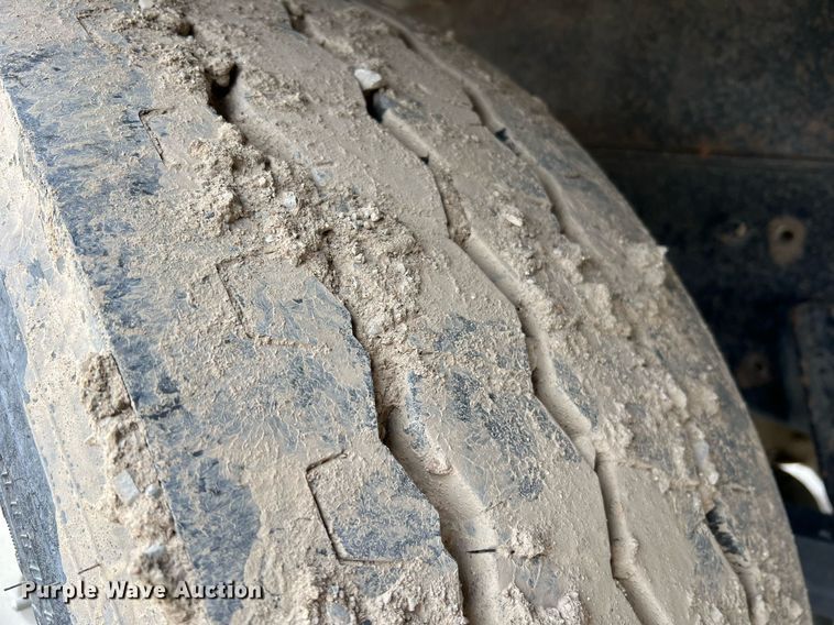 image for item LI9631 2007 Freightliner Business Class M2 112  dump truck