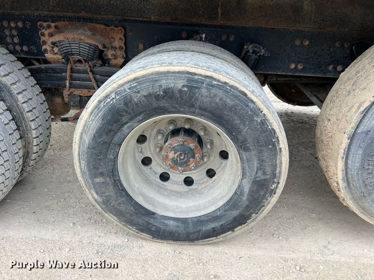 image for item LI9631 2007 Freightliner Business Class M2 112  dump truck