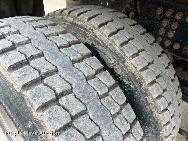 image for item LI9631 2007 Freightliner Business Class M2 112  dump truck