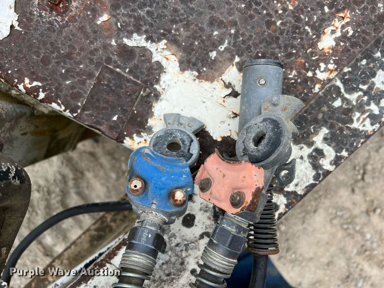 image for item LI9632 1999 Talbert  equipment trailer