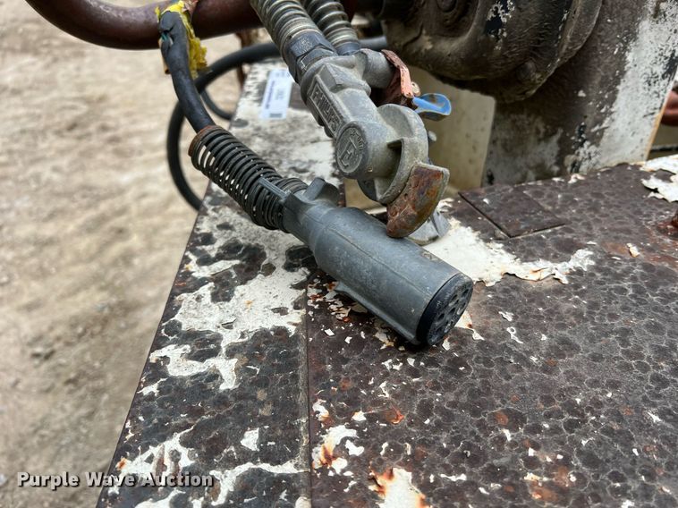 image for item LI9632 1999 Talbert  equipment trailer