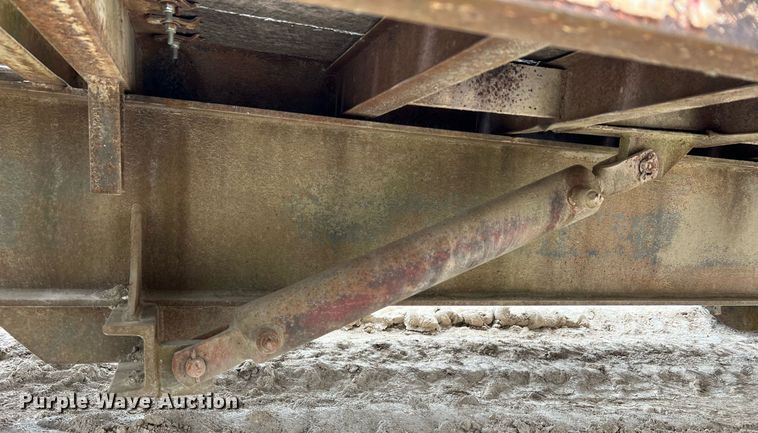 image for item LI9632 1999 Talbert  equipment trailer