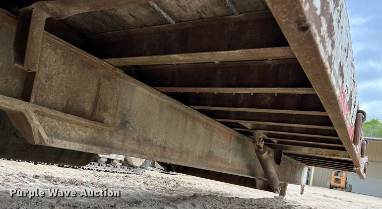 image for item LI9632 1999 Talbert  equipment trailer