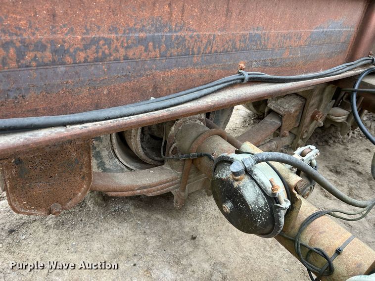 image for item LI9632 1999 Talbert  equipment trailer