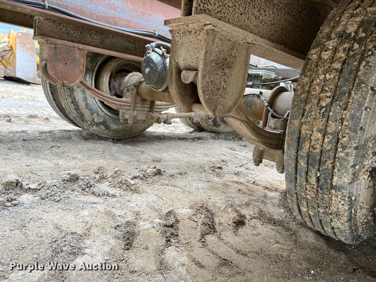 image for item LI9632 1999 Talbert  equipment trailer