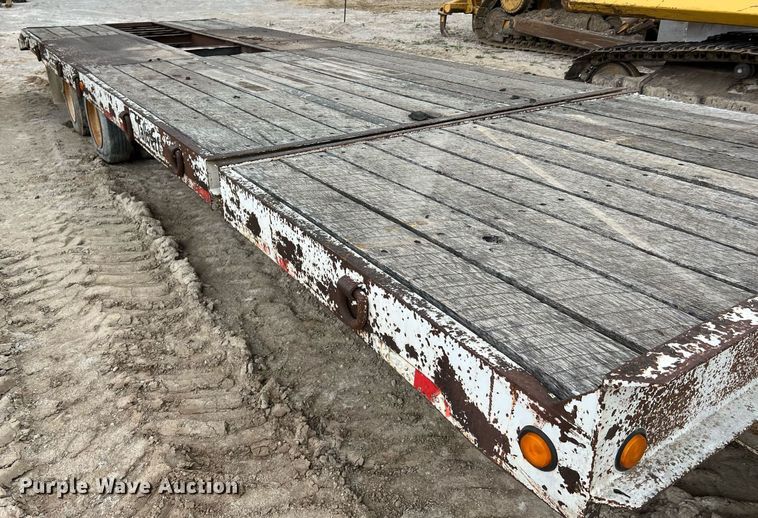 image for item LI9632 1999 Talbert  equipment trailer