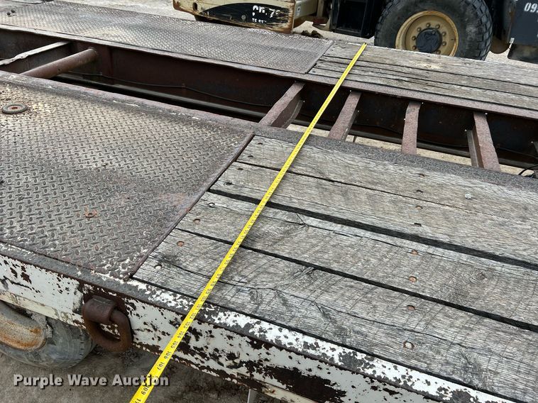 image for item LI9632 1999 Talbert  equipment trailer