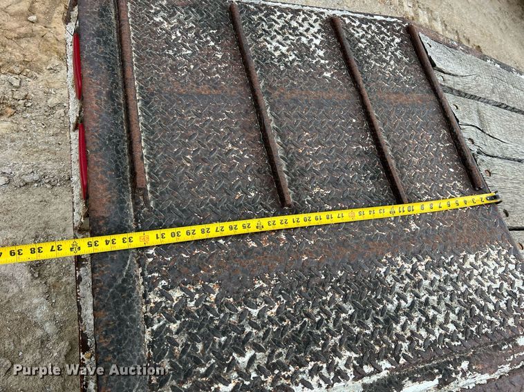 image for item LI9632 1999 Talbert  equipment trailer