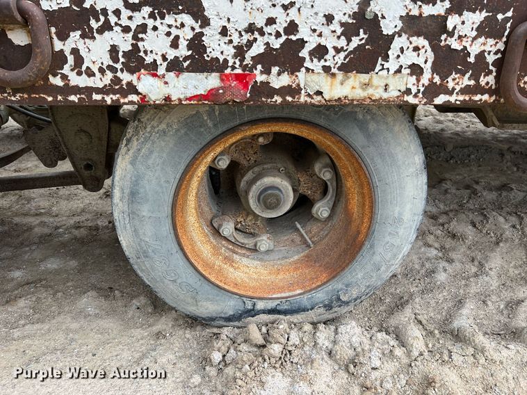 image for item LI9632 1999 Talbert  equipment trailer