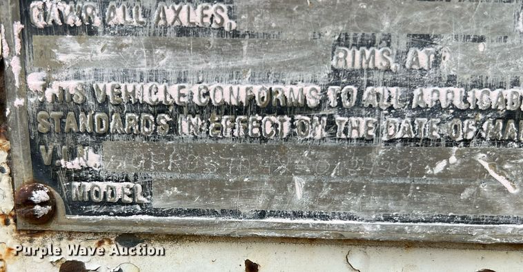 image for item LI9632 1999 Talbert  equipment trailer